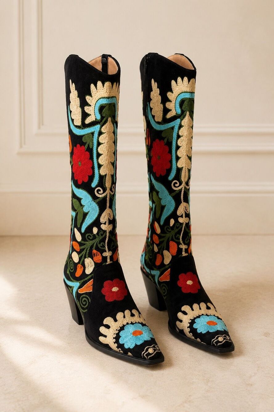 Julie Miles Black Suede Floral Embroidered Knee-High Western Boots boho lux, Sz